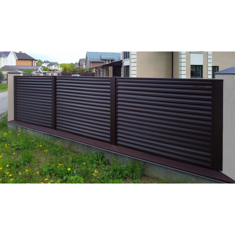Крышка 65х60 жалюзи Milan, Tokyo 0,5 Satin Matt с пленкой RAL 8017 шоколад (для калиток, ворот)